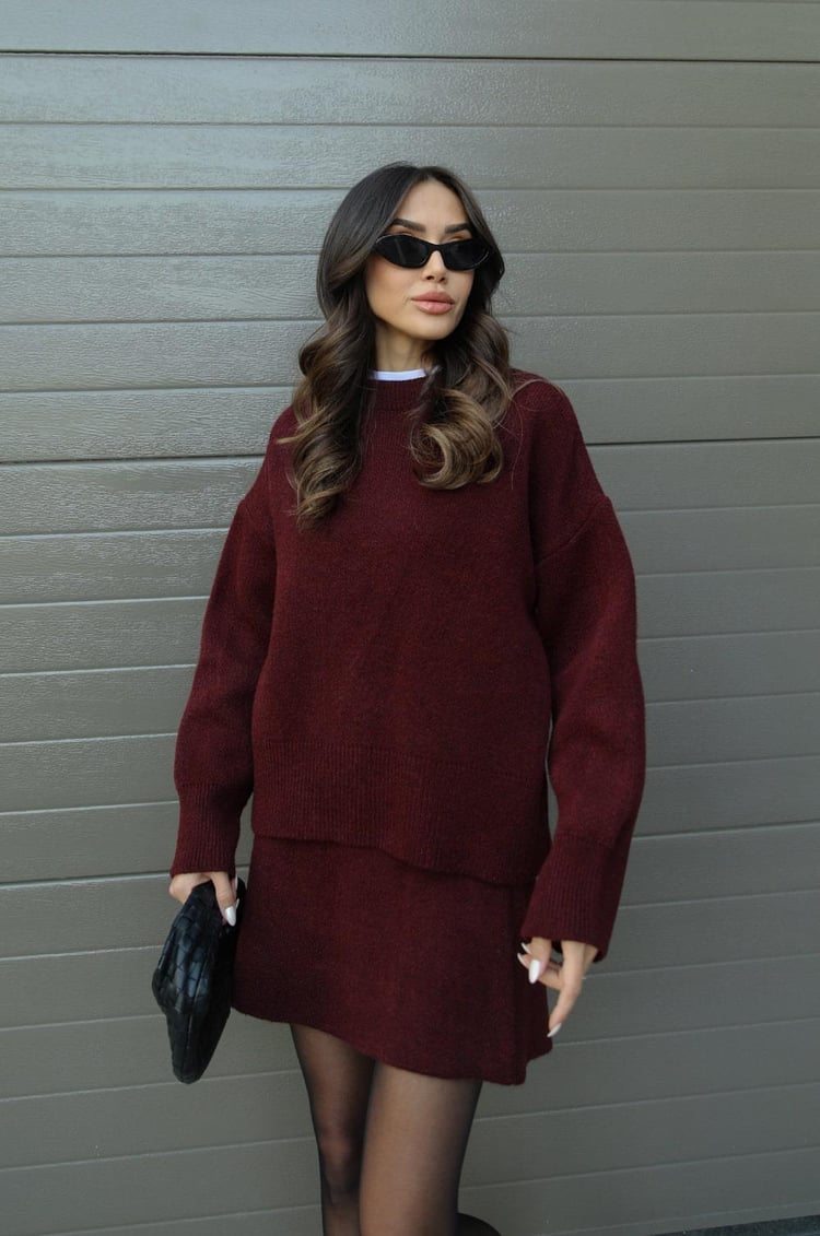 Inés – Conjunto de Punto con Falda para Mujer