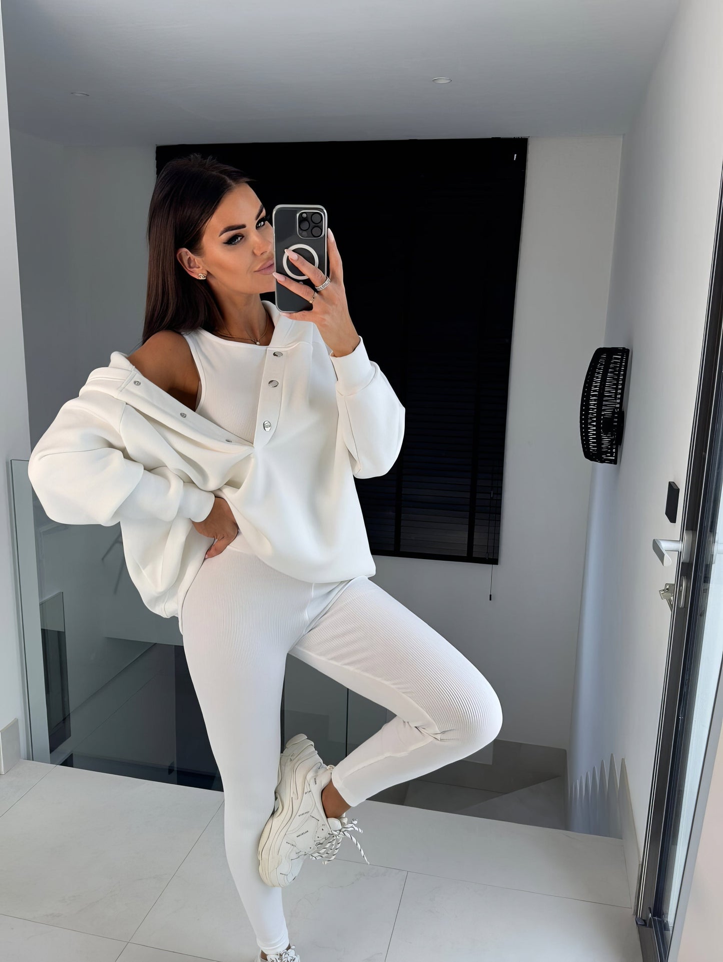 Noa – Conjunto Deportivo Casual para Mujer