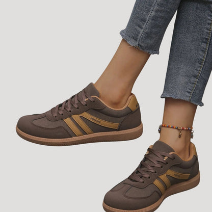 Luna - Zapatillas deportivas con suela de goma y franjas mujer