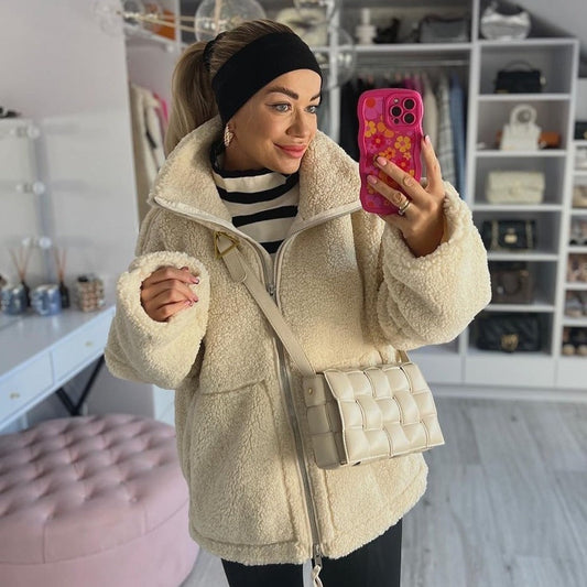 Lucía - Chaqueta de borrego para mujer con cremallera