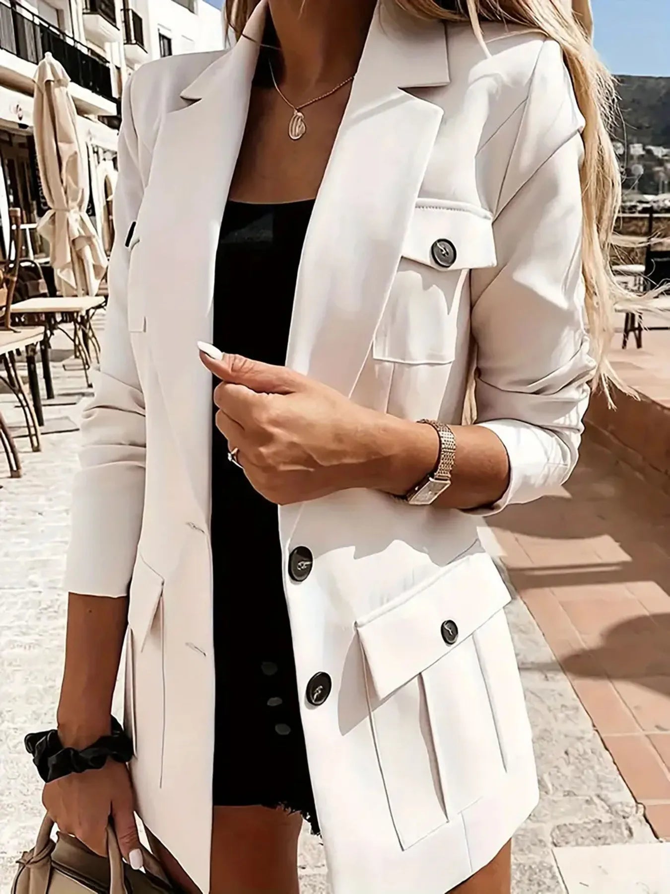 Helena - Blazer con bolsillos y botones decorativos mujer