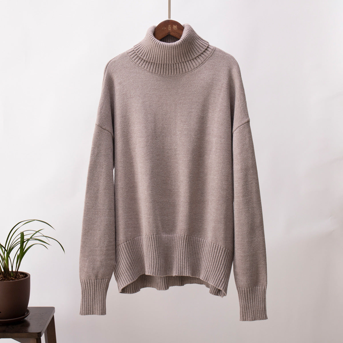 Paula - Suéter verde de cuello alto oversize para mujer