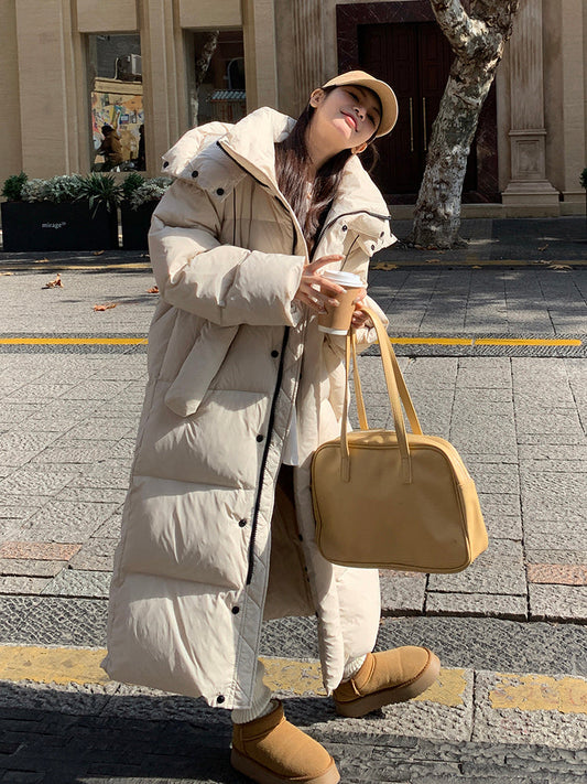 Camila - Abrigo largo acolchado beige con capucha
