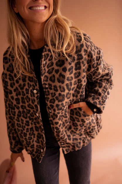 Camila - Chaqueta de mujer con estampado animal print y botones