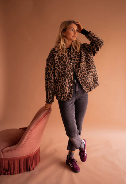 Camila - Chaqueta de mujer con estampado animal print y botones