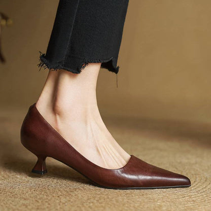 Isabella - Zapatos de mujer en cuero con punta fina