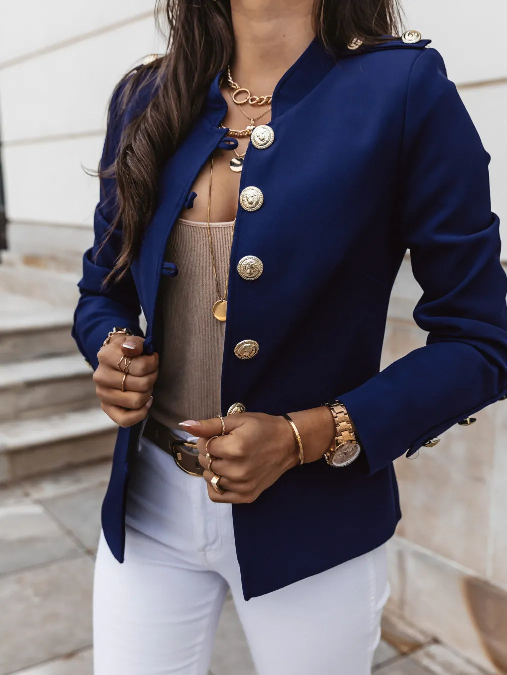 Camila - Blazer entallado con botones dorados mujer