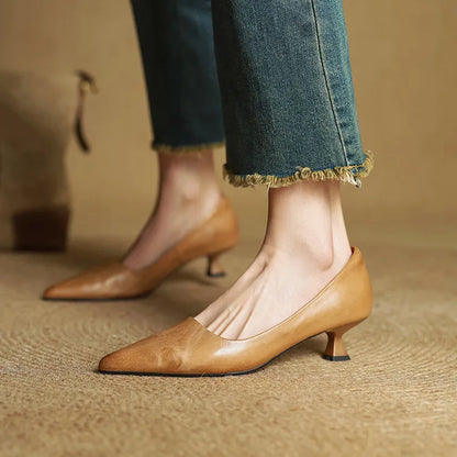 Isabella - Zapatos de mujer en cuero con punta fina