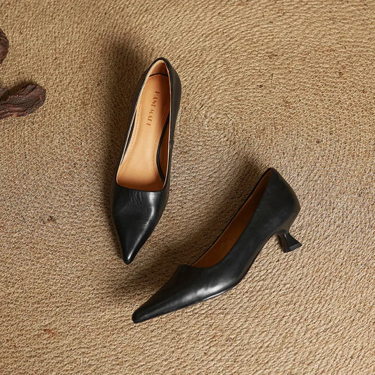 Isabella - Zapatos de mujer en cuero con punta fina