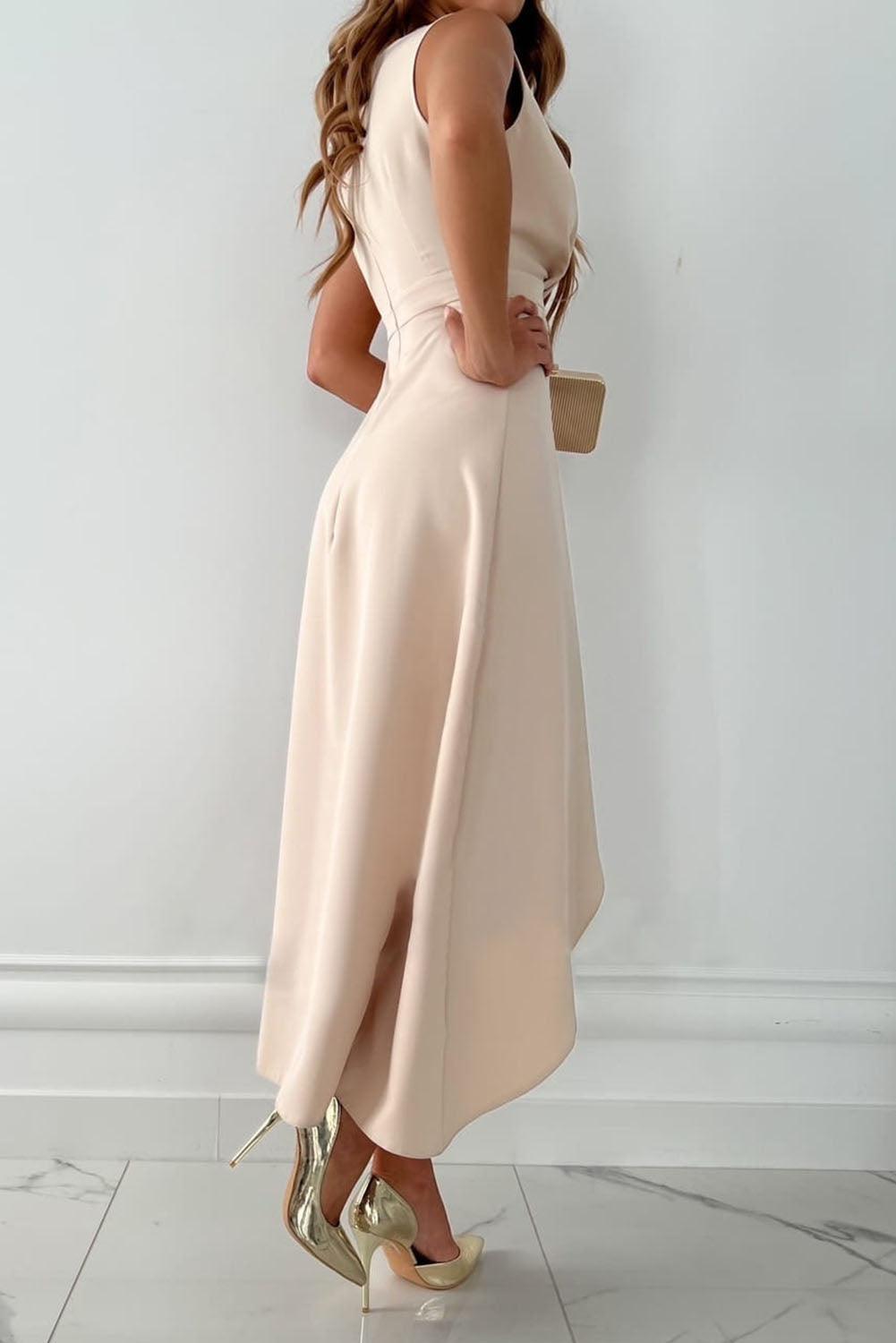 Valeria - Vestido asimétrico de mujer con escote cruzado