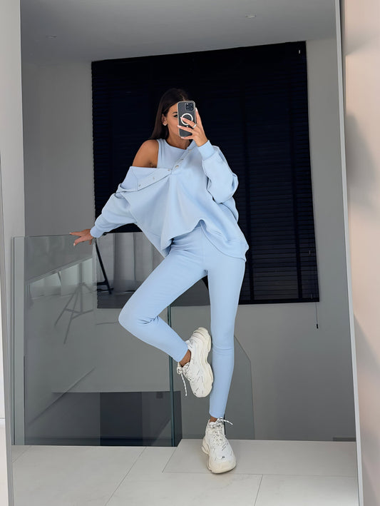 Noa – Conjunto Deportivo Casual para Mujer